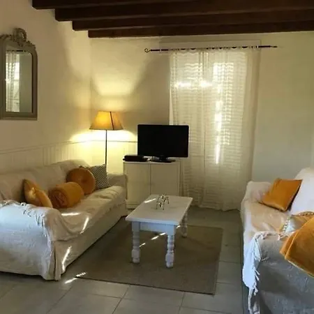 公寓 Le Clos Des Lilas, De Charme