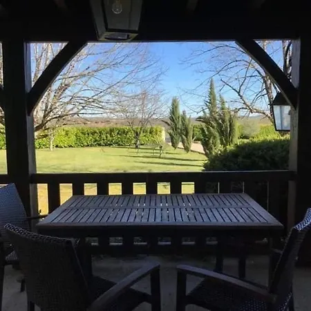 Le Clos Des Lilas, De Charme Apartament