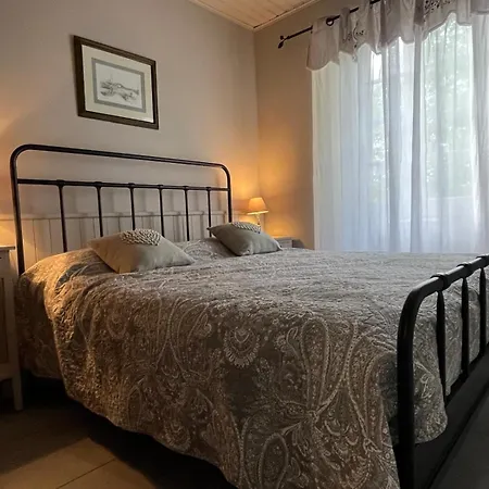 Apartment Le Clos Des Lilas, De Charme