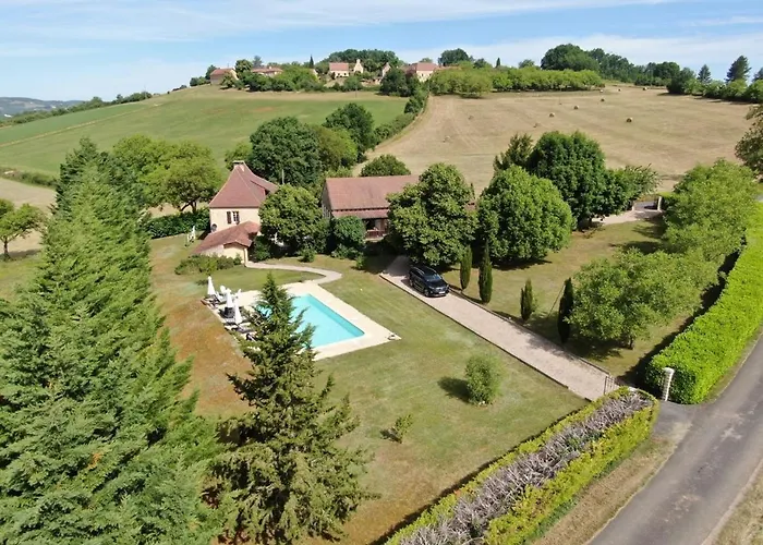 Апартаменты Le Clos Des Lilas, De Charme *